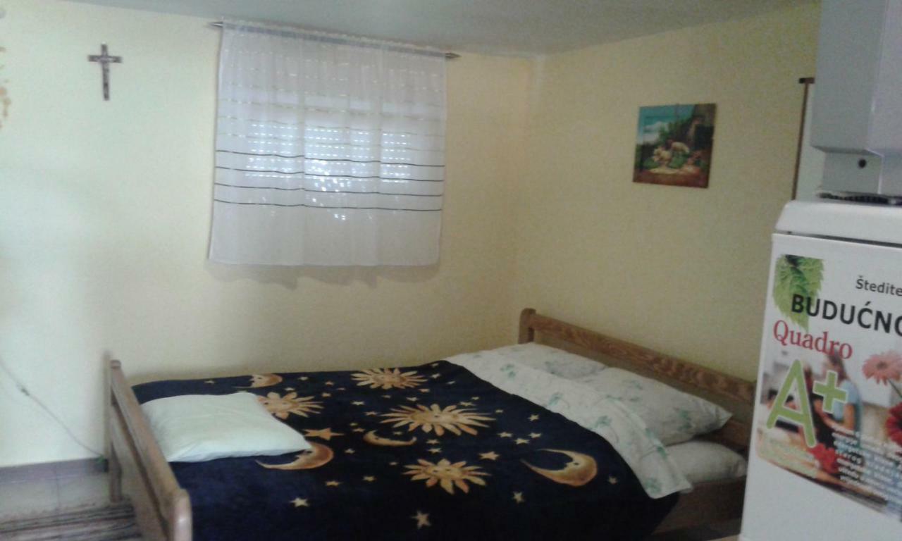 Apartmani Marija สตารีกราด-ปาเคลนีซา ภายนอก รูปภาพ